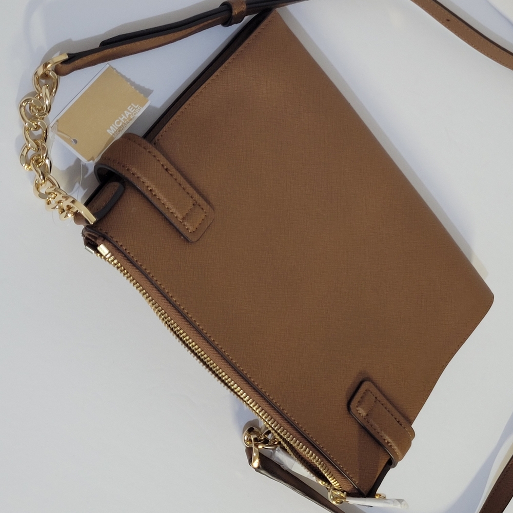 Micheal Kors Karla Crossbody - Picture 3 of 13